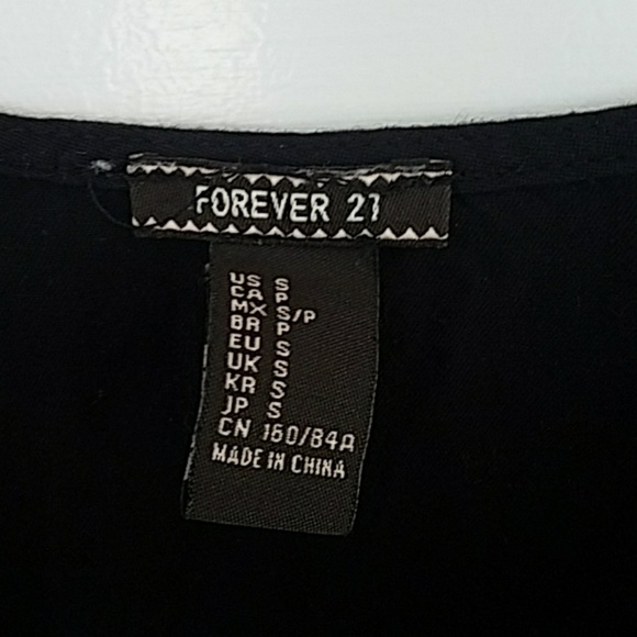 3/$20 Forever 21 - V-Neck Blouse - Picture 6 of 6